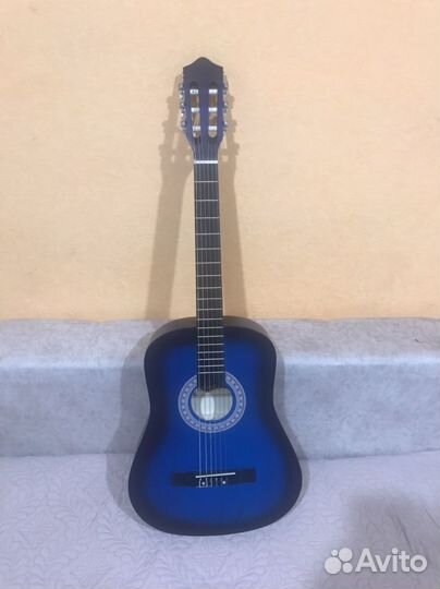 Классическая гитара belucci