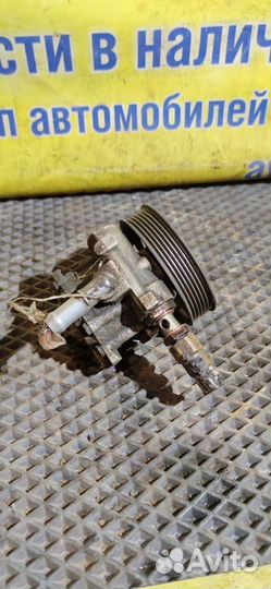 Насос гур Skoda Octavia