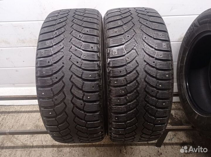 Bridgestone Blizzak Spike-01 255/50 R19 98W