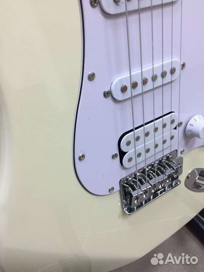 Электро гитара новая