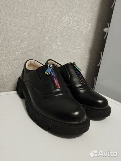 Ботинки туфли школьные для девочки 34 размер