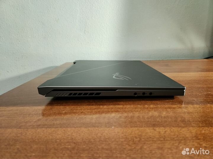 Asus ROG Zephyrus Duo 15 GX550