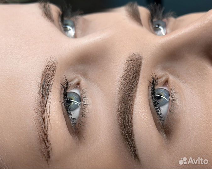 Перманентный макияж бровей