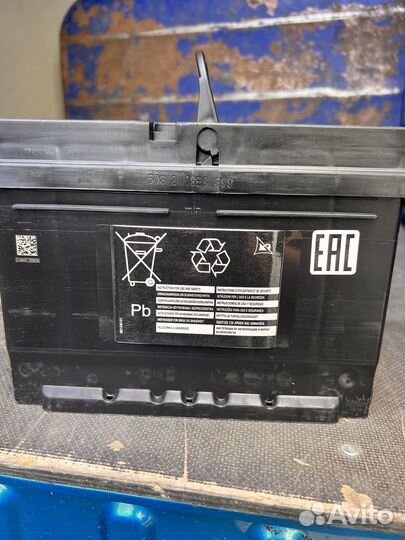 Аккумулятор Exide Premium с ёмкостью 61 Ач