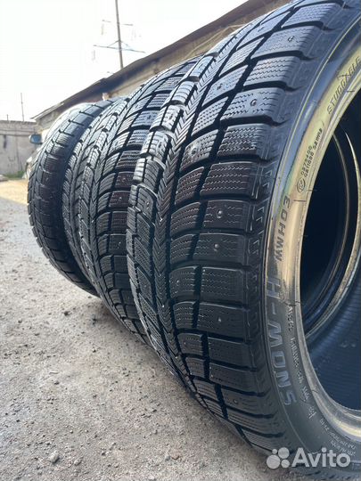 Dynamo Snow-H MWH03 245/40 R18 97