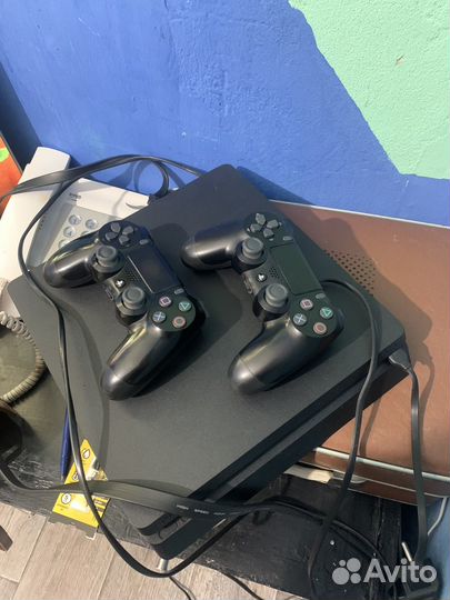 Sony PS4 slim 1tb