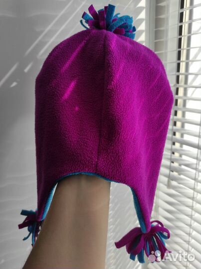 Весенняя шапка на девочку