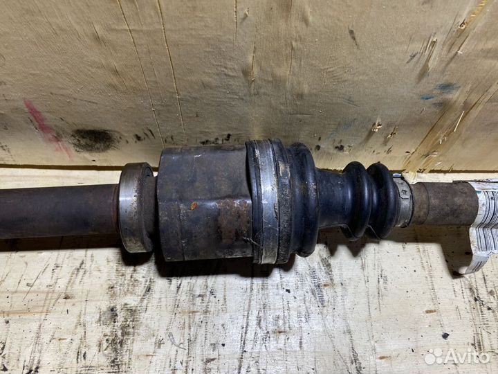 Приводной вал правый Scenic 2 1,9 дизель МКПП P76