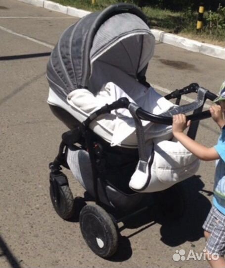 Коляска zippy 2 в 1