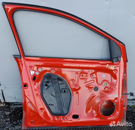 Дверь передняя левая volkswagen polo 5 хетчбек