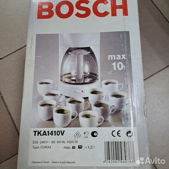 Кофеварка bosch TKA 1410 V (отколото крепление кры