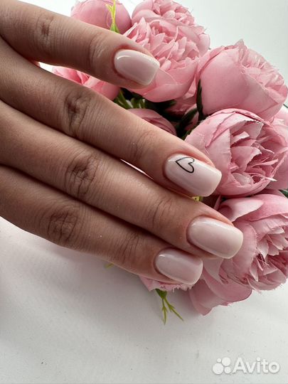 Маникюр педикюр