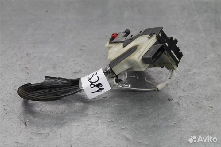 Замок двери задней правой Peugeot-Citroen DS4