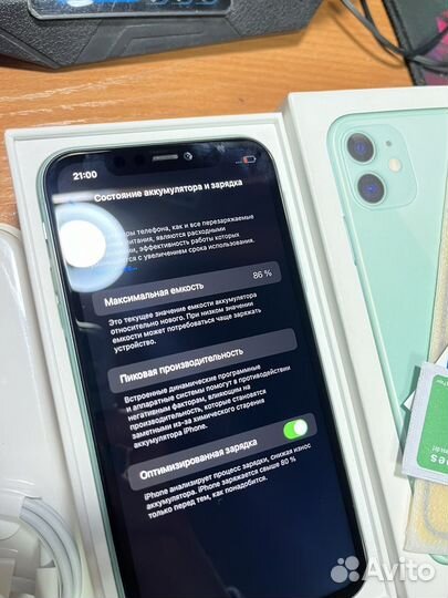 iPhone 11, 64 ГБ