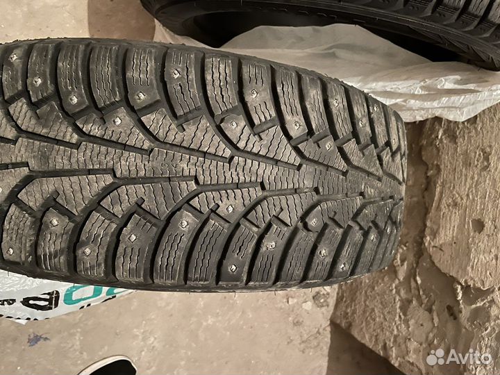 Nordman 5 215/55 R17 98