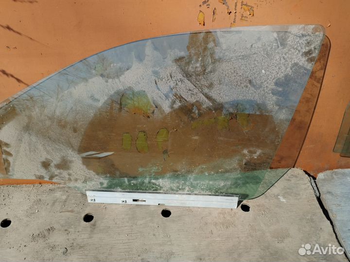 Стекло на Калина лада (2005-2012) переднее левое