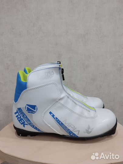 Лыжные ботинки размер 40