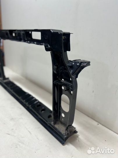 Рамка радиатора(телевизор) Hyundai Creta 1