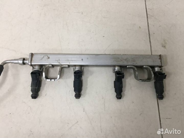 Рейка топливная рампа Ford Focus 2 DB 2008-2011