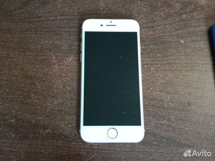 Телефон iPhone 7 128gb