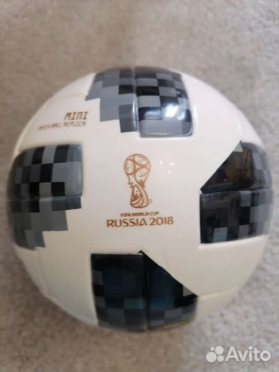 Мини Футбольный мяч adidas telstar fifa 2018