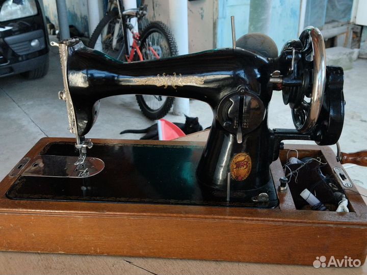 Швейная машина подольск ручная СССР