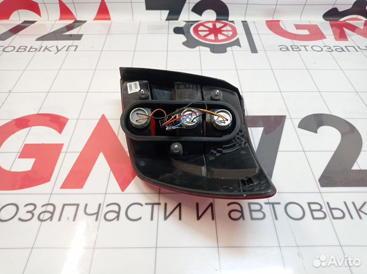 Фонарь задний левый Б/у LADA Granta 21910371601100