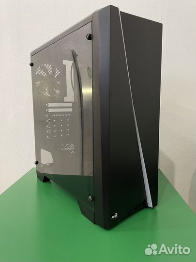 Корпус Aerocool cylon