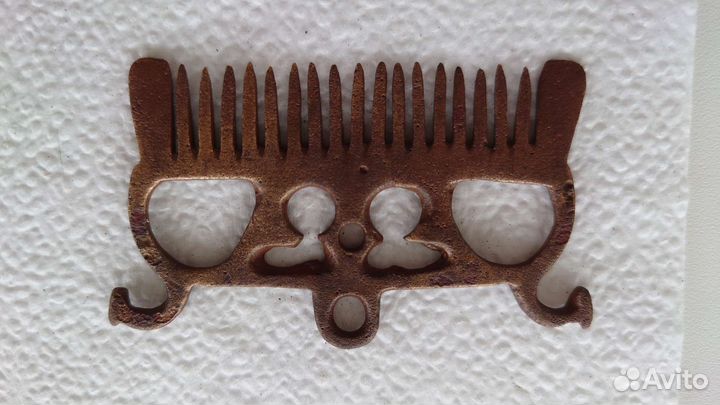 Гребешок старинный медный