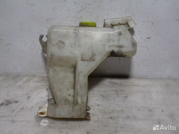 Расширительный бачок Ниссан Альмера Н16