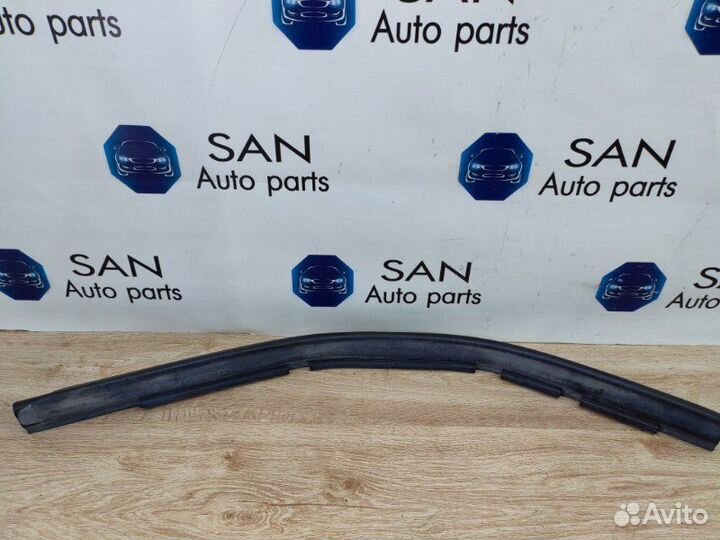 Уплотнительная резинка капота задняя Bmw 3 F30