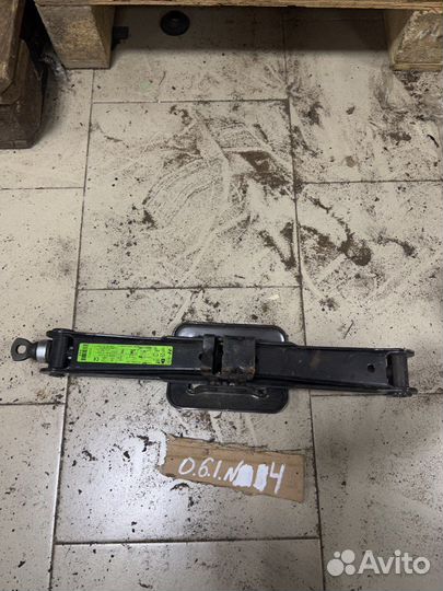 Домкрат Solaris RB