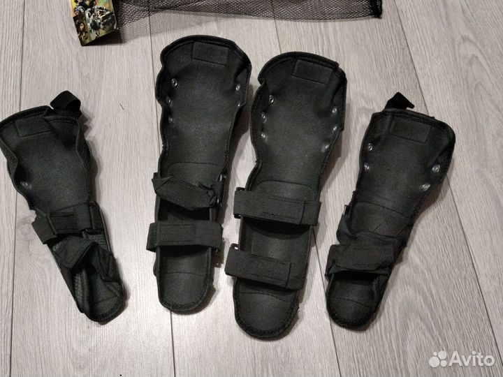 Набор наколенников и налокотников KTM новый