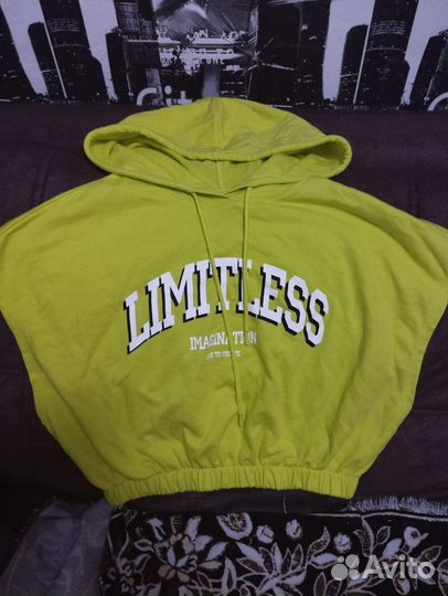 Толстовка с капюшоном для девочки новая Gloria