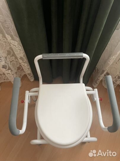 Стул кресло для пожилых людей и инвалидов