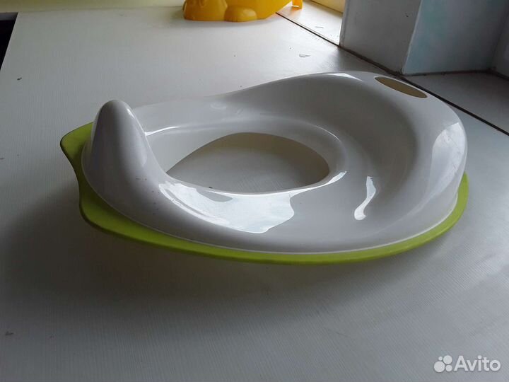 Ванночка,горшок и накладка на унитаз икеа
