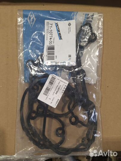 Клапанная крышка Ом651955