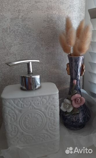 Дозатор для жидкого мыла