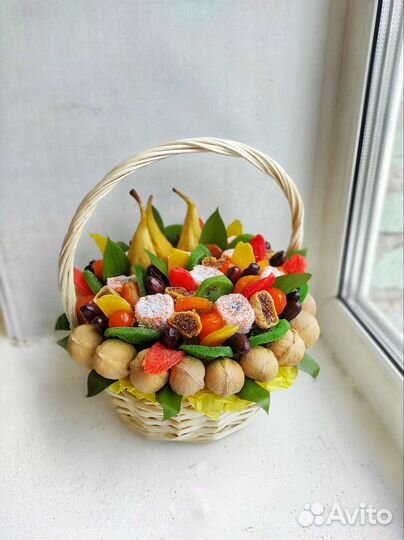 Съедобные букеты. Фрукты, сухофрукты, сладости