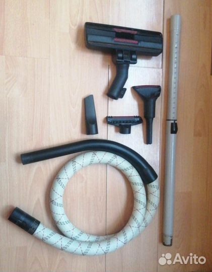 Пылесос Bosch FD8911 на запчасти