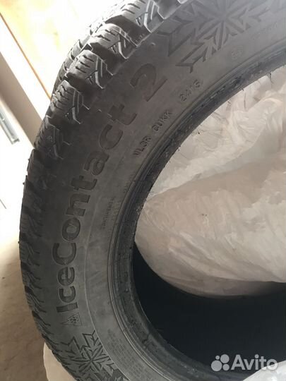 Continental IceContact 2 215/55 R17