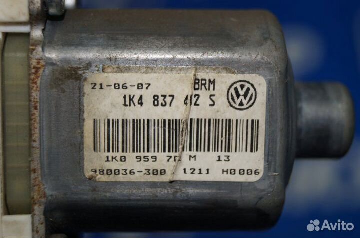 Моторчик стеклоподъемника передний левый Audi A3