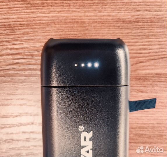 Пауэрбанк / зарядное устройство Xtar pb2c 18650