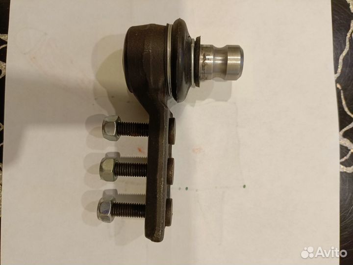 Шаровая опора Volvo 850