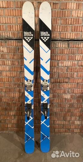 Горные лыжи