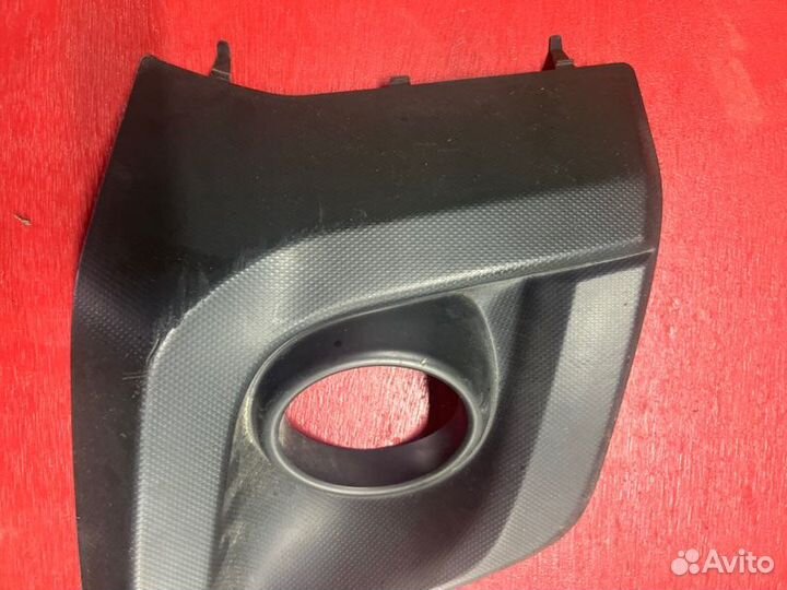 Ободок противотуманной фары правый Subaru Xv GT7