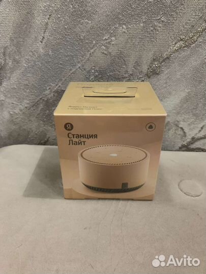 Умная колонка алиса