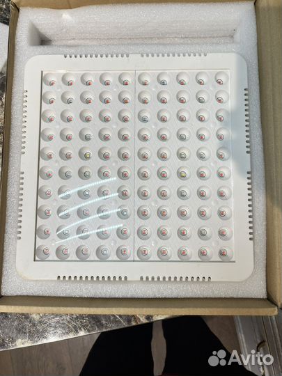 Продаю светодиодные светильники. Абсолютно новые