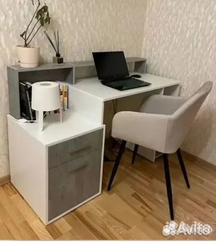 Стол письменный лайт