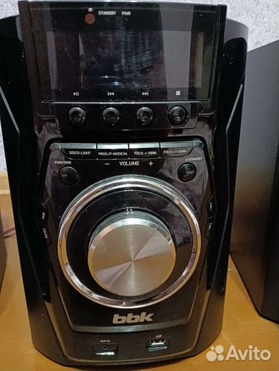 Музыкальный центр BBK ams110bt